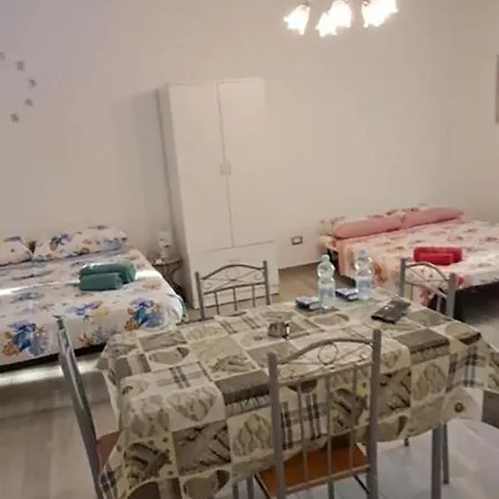 Center Regina Elena 49 Queen Apartment